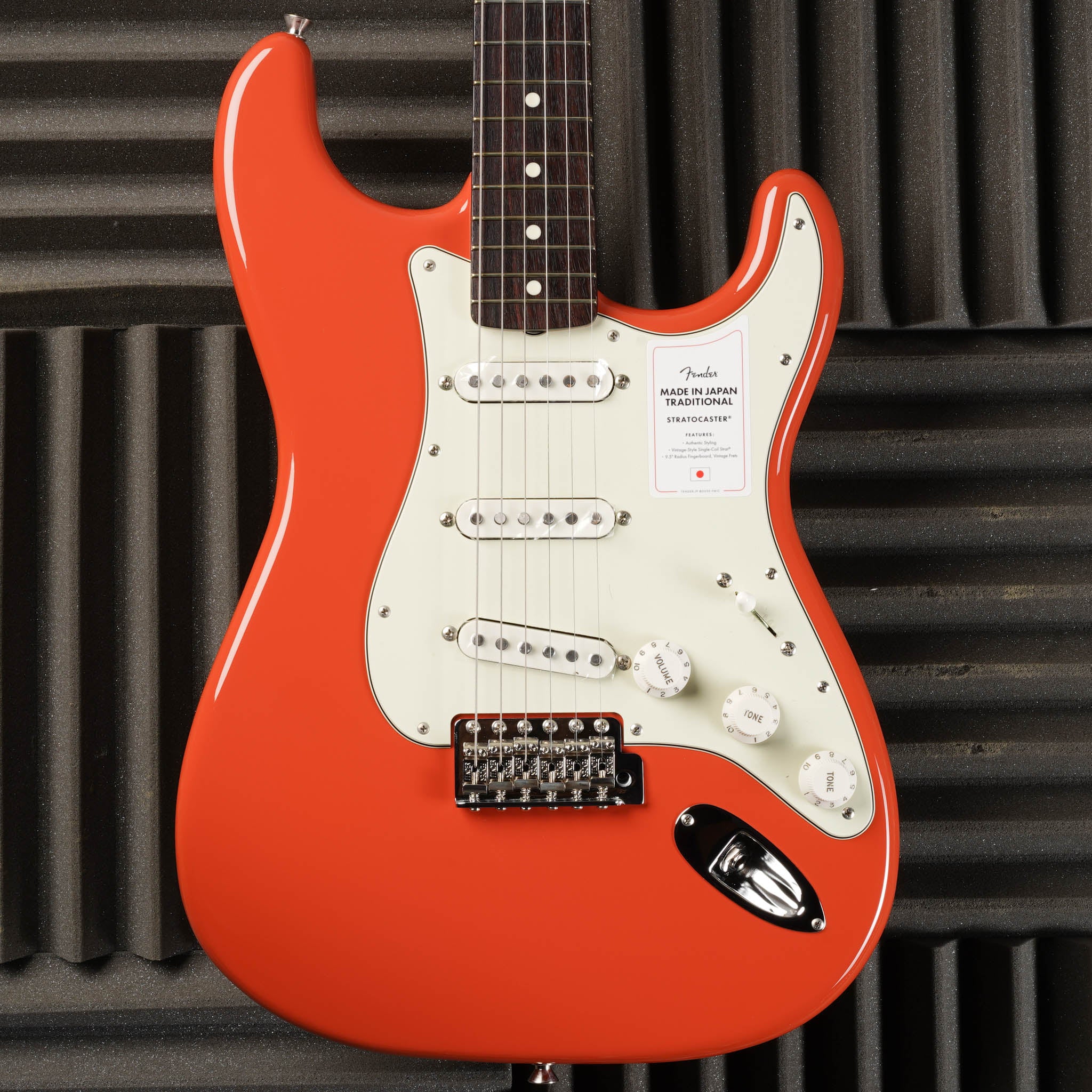 イ*カ様 Fender Stratocaster traditional II Fender MIJ Traditional II '60s Stratocaster 2024 - Fiesta Red