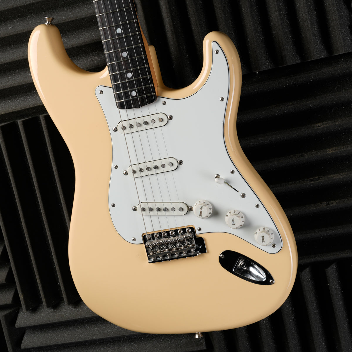 Fender FSR Collection MIJ Traditional II Late 60's Stratocaster 2023 - Vintage White