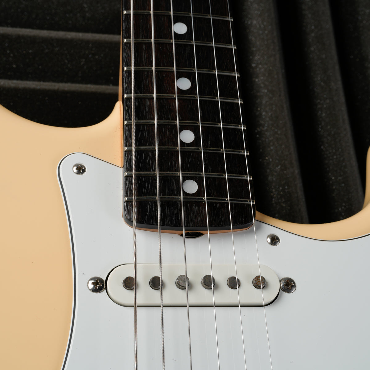 Fender FSR Collection MIJ Traditional II Late 60's Stratocaster 2023 - Vintage White