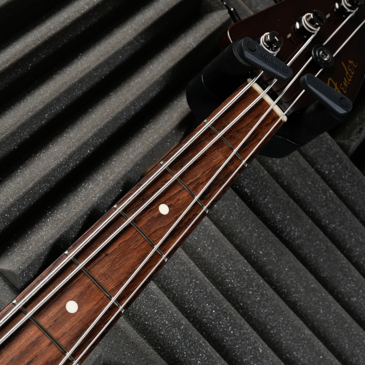 Fender Japan-Only Classic 60's Jazz Bass 2016 - Walnut