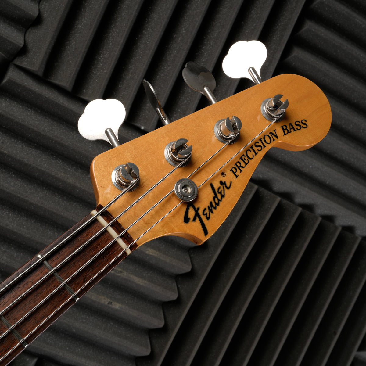 Fender PB70-70US Precision Bass Reissue MIJ - 2008 - Vintage White