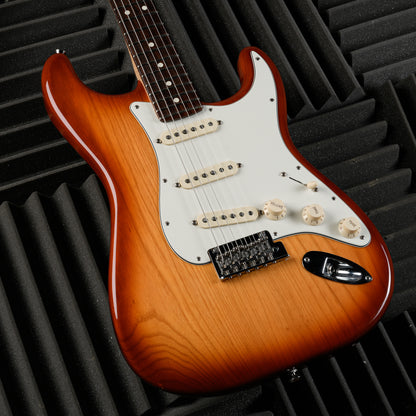 Fender American Professional Stratocaster with Rosewood Fretboard - 2019 - Sienna Sunburst