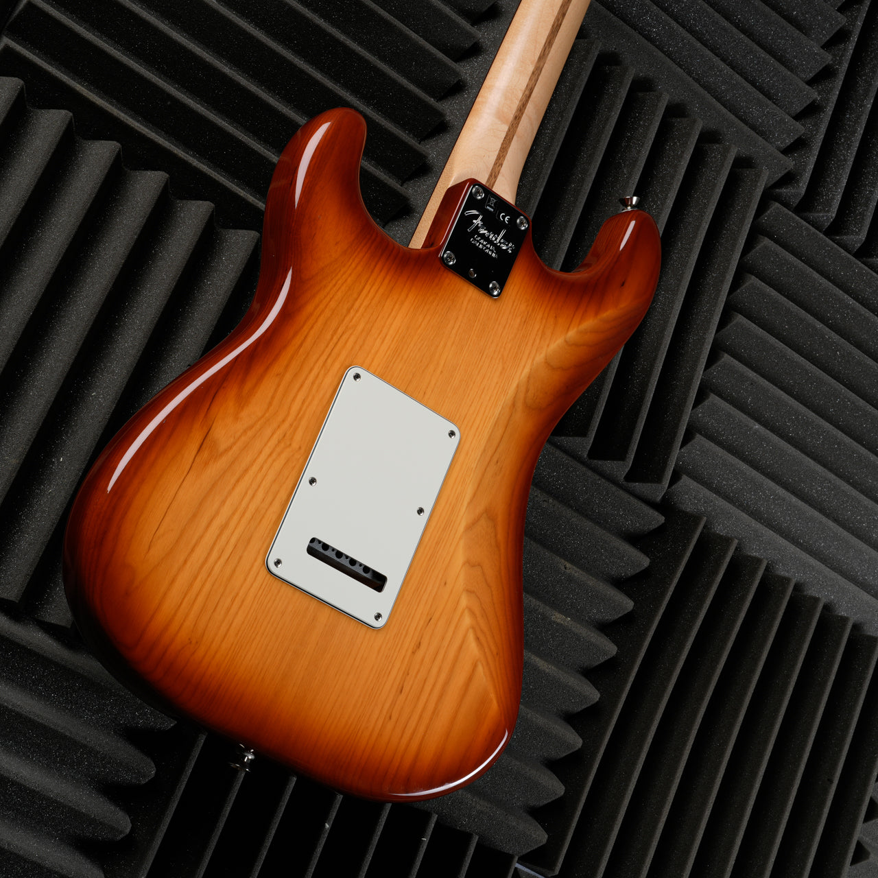 Fender American Professional Stratocaster with Rosewood Fretboard - 2019 - Sienna Sunburst