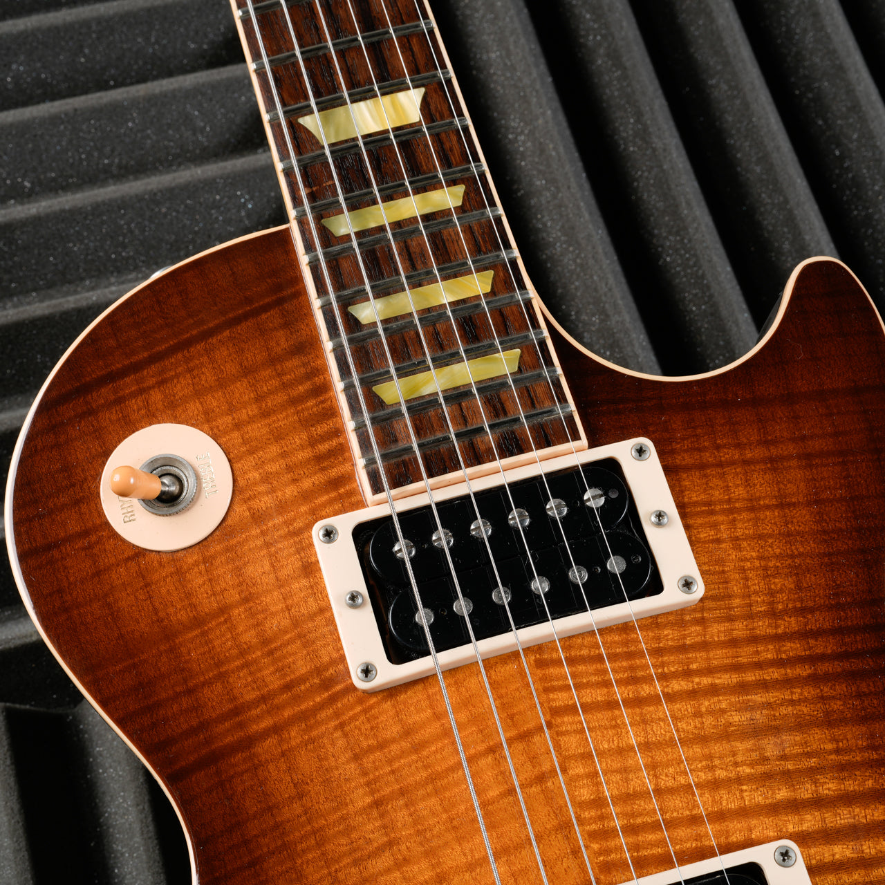 Gibson Les Paul Classic Premium Plus 2001 - Desert Burst