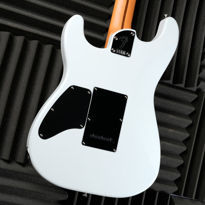 Fender MIJ Elemental Stratocaster 2023 - Nimbus White