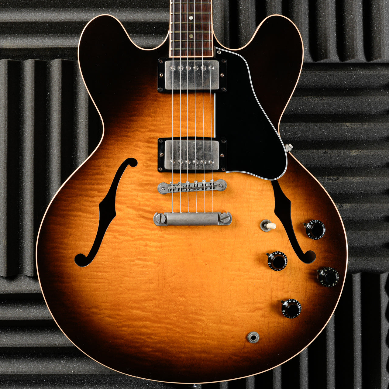 Gibson USA ES-335 Dot 1990 Yamano Order- Figured Vintage Sunburst front closeup