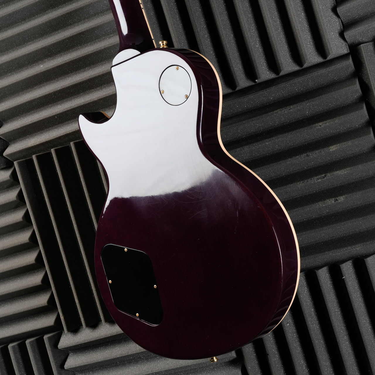 Gibson Custom Shop Limited Edition Les Paul Standard 1992 - Violet Blue Sunburst back closeup