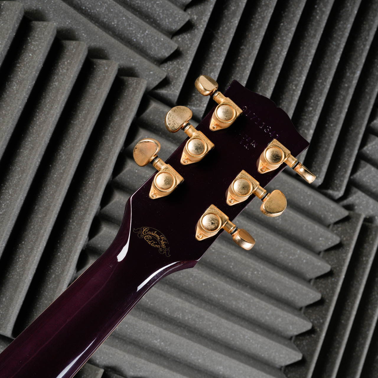 Gibson Custom Shop Limited Edition Les Paul Standard 1992 - Violet Blue Sunburst headstock 