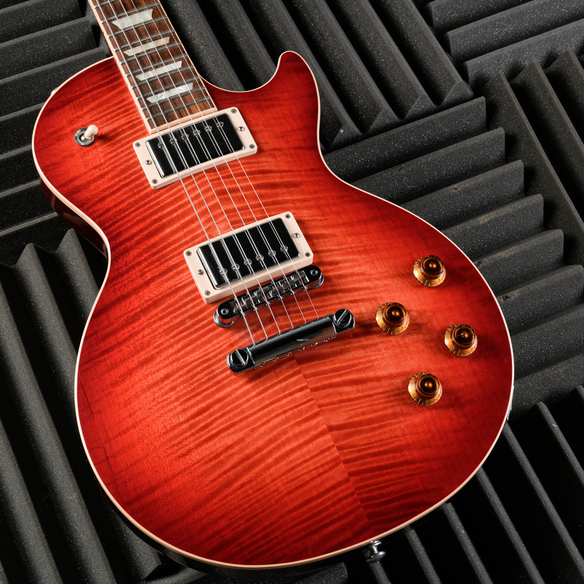Gibson Les Paul Standard 2018 - Blood Orange Burst