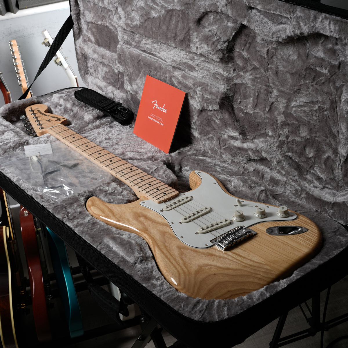 Fender MIJ Traditional II '70s Stratocaster 2026 - Natural