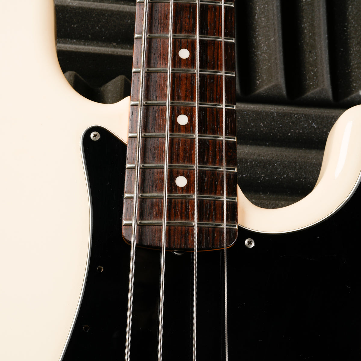 Fender PB70-70US Precision Bass Reissue MIJ - 2005 - Olympic White